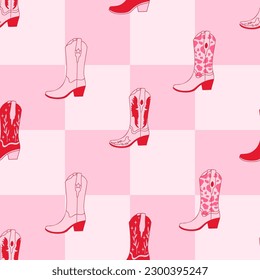 Patrón retro rosado sin fisuras con botas de Cowgirl en el fondo de tablero de ajedrez. Vector de estilo de moda del Lejano Oeste para invitación, papel de embalaje, embalaje, etc.