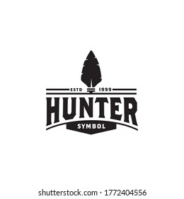 Retro Rustic Arrowhead. creative vintage Hipster Spear Hunting Logo Design