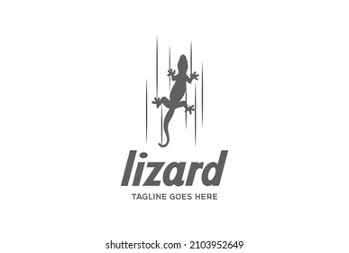 Retro Simple House Lizard Silhouette on the Wooden Wall Logo Design Vector