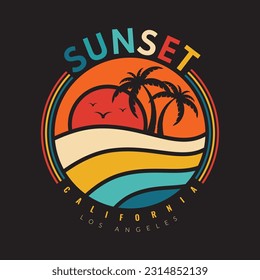 Insignias del logo de la marca Retro vintage California sunset en los gráficos de fondo negro para camisetas y otras producciones de impresión. Ilustración vectorial para el diseño. concepto de línea al estilo de los años 70. 