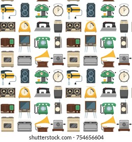 Retro vintage household appliances vector kitchenware seamless pattern background technology utensil housework electric equipment illustration.