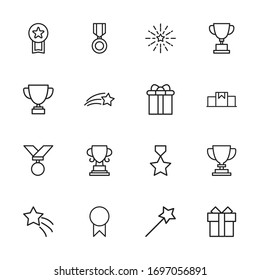 reward line icons set. Stroke vector elements for trendy design. Simple pictograms for mobile concept and web apps. Vector line icons isolated on a white background. 