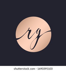 RG monogram logo. Typographic icon with calligraphic script letter r and letter g. Lettering icon. Alphabet initials isolated on dark background. Signature style sign copper characters and circle emblem.