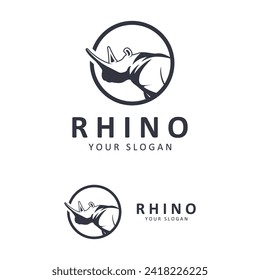 Logo del rinoceronte. Icono de rinocerontes. Símbolo animal en peligro de extinción. emblema de la marca africana de vida salvaje. Ilustración vectorial. este logotipo adecuado para empresas industriales, de construcción, de seguridad y de construcción.