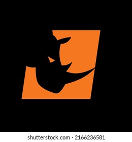 logotipo en rinoceronte, sencillo y limpio
