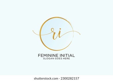 Logo de escritura a mano de RI con la firma de vector de plantilla de círculo, boda, moda, floral y botánica con plantilla creativa.