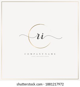 RI Letra inicial logotipo de escritura a mano modelo de plantilla dibujado a mano vector, logotipo para belleza, cosméticos, bodas, moda y negocios y otros