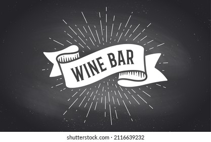 Barra de vinos de pancarta de cinta. Menú. Banner en blanco y negro con rayos de luz, bronceado, texto, frase Wine Bar. Cinta vintage con barra de vino de texto en pizarra negra para bar, cafetería. Ilustración vectorial