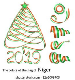 Ribbon in the shape of a Christmas tree with the colors of the flag of Niger