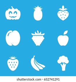 Ripe icons set. set of 9 ripe filled icons such as peach, cauliflower, raspberry, strawberry, pumpkin haloween, banana, pineapple