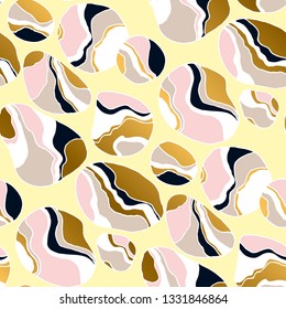 River pebbles hand drawn seamless pattern. Sea rocks golden marble texture. Abstract stones flat outline drawing. Color gravel soft background. Luxury textile, wallpaper, wrapping paper vintage design