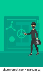 Robber con un arma cerca de la caja fuerte.