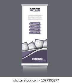 Bannerdesign aufrollen. Vertikale schmale Flugschablone. Layout der Anzeigetafel. violette Vektorgrafik.