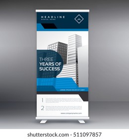 roll up display banner with geometric shapes