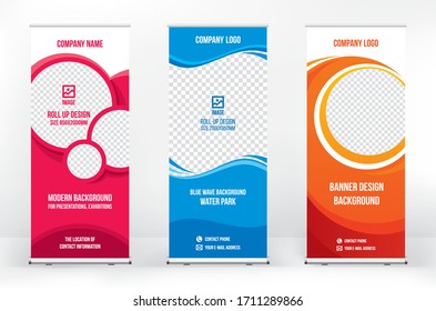 Modèle de bannières, ensemble de supports portables modernes pour la publicité, bannières pour les présentations, conférences, expositions, bannières mobiles pour la promotion de produits et la publicité