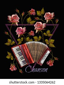 Roses y acordeón, bordado. Concepto de Chanson. Arte musical. Plantilla para ropa, diseño de pantalones en t