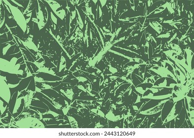 Textura monocroma verde rugosa para superposición con siluetas de rama de árbol de magnolia con follaje. Patrón de vector rayado vintage shabby abstracto