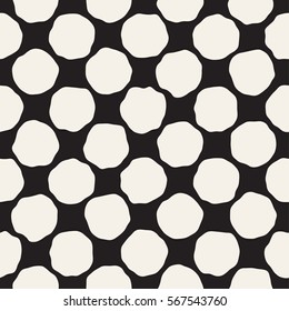 Rough Line Hand Drawn Circles. Vector Seamless Black and White Pattern. Stylish graphic texture.