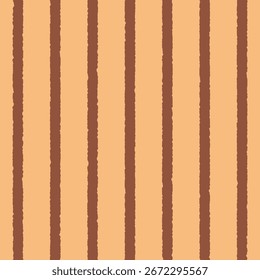 Un patrón sin fisuras de rayas ásperas con líneas marrones de terracota sobre un fondo amarillo suave. Ideal para Fondos de pantalla, embalajes, textiles y obras de arte digitales.
