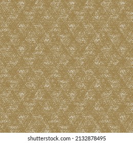 Superficie dura con franjas cruzadas presionadas en el material. Fondo dorado texturado.