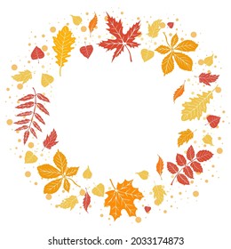 Marco redondo de otoño con hojas caídas. Brillante corona de otoño con regalos de la naturaleza y ramas con espacio vacío para el texto. Ilustración vectorial para invitación, postal y banner.