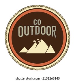 parche de emblema de chevron redondo en estilo retro viaje al aire libre