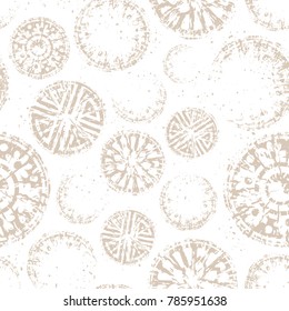 Round cracked motif ornament in ancient style. Seamless pattern. Vector illustration