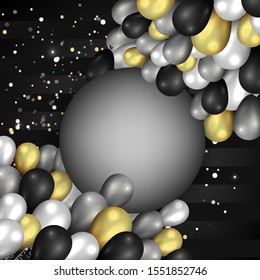 Round empty frame with realistic elegant balloons with tinsel and bokeh decoration , luxury concept for web and print, golden black and silver colors