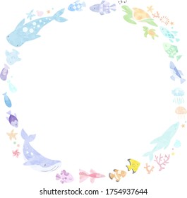 Round frame with sea animals