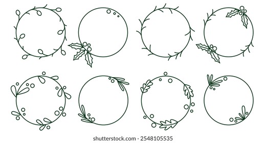 Marcos redondos con hojas de acebo, ramas de abeto y bayas doodle estilo de boceto conjunto. Colección festiva de la corona de invierno. Borde circular simple botánico, gráfico de Vector