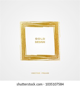 Round grunge golden frame on on transparent background. Circle luxury vintage border,