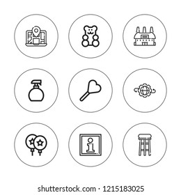 Runder Icon-Satz. Sammlung von 9 Umrisssymbole mit Ballon, Gang, Information, Karte, Lollipop, Gummy Bär, Stadion, Spray Icons. bearbeitbare Symbole.