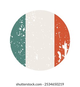 Um ícone redondo da bandeira italiana em cores retrô desgastadas com uma textura grunge. O visual envelhecido e angustiado acrescenta um toque nostálgico e clássico para projetos temáticos ou projetos de inspiração italiana.