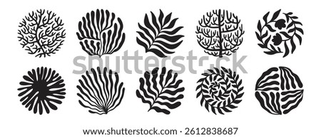 Round organic flower elements set. Trendy circle floral coral shapes and wavy curves. groovy outlines and naive art blossom boho decor. Vector illustration