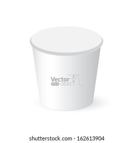 Round paper cup with lid