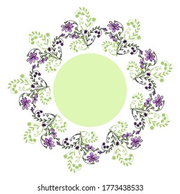 Marco floral vectorial redondo. Esbozo de flores púrpura dibujadas a mano recogidas en un ramo, en el centro del texto.