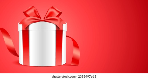 Caja de regalo redonda blanca con cinta roja sobre el fondo rojo horizontal con espacio de copia. Diseño de banner vectorial de regalo de vacaciones.