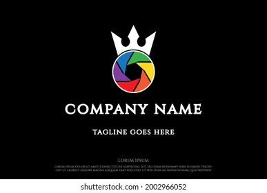 Real King Crown Queen Shutter Lente Aperture Cámara de fotografía Logo Vector de diseño