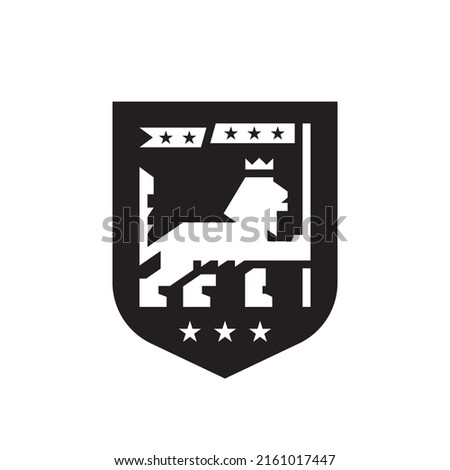 Royal lion shield logo emblem. Heraldic animal crest icon. Vintage style insignia badge. Premium brand identity symbol. Vector illustration.