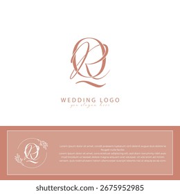 Logotipo del monograma de la boda de las iniciales de RQ QR con botánico