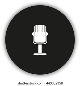 Rrecording studio microphone icon. Flat microphone illustration. 
