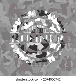 Zweitplatzierter auf grauer Camo-Textur 