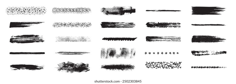 Rush-Striche, schwarze Tintenlinien, abstraktes Vektorset mit Farbpinsel-Grunge-Textur auf weißem Hintergrund. Pinselstriche und Tintenverschmierflecken