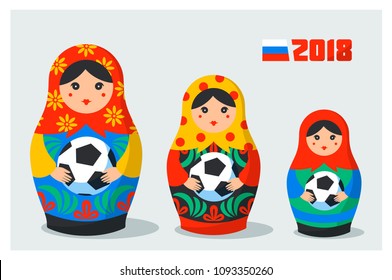 Matrioshka ruso. Símbolo ruso con balón de fútbol, y bandera rusa con texto de 2018 . Vector tradicional muñecas de anidación rusas con bola de fútbol. Icono de Matroska en el fondo de la luz. Vector