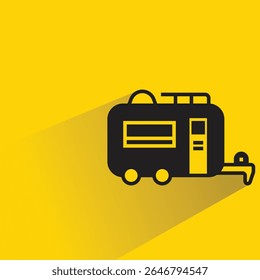 ícone de trailer rv com sombra sobre fundo amarelo