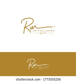 RW Initial letter handwriting and signature logo.