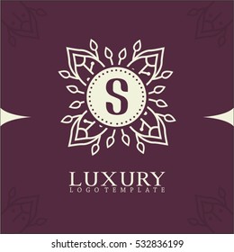 S letter elegant floral logo design. Creative luxury brand, real estate, crest logo,crests,crown,royal, fashion,hotel logo,boutique brand,vector logo template