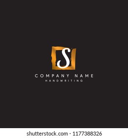 S Signature logo