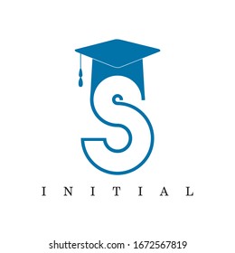 S with toga hat vector,in education logo design