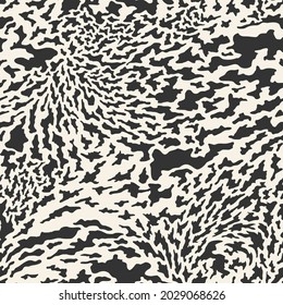 Safari camouflage texture seamless pattern. Abstract modern animal chaotic spot ornament. Vector background.